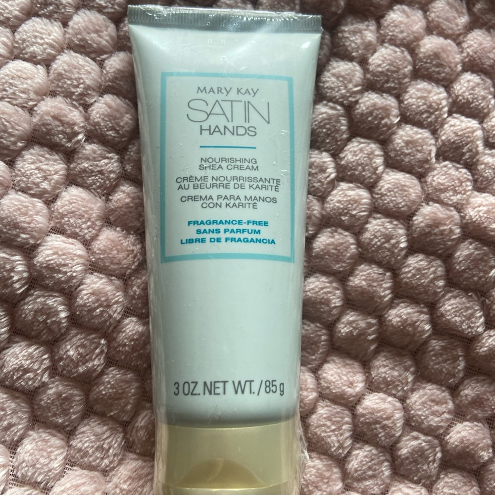 Mary Kay satin hands cream NWT